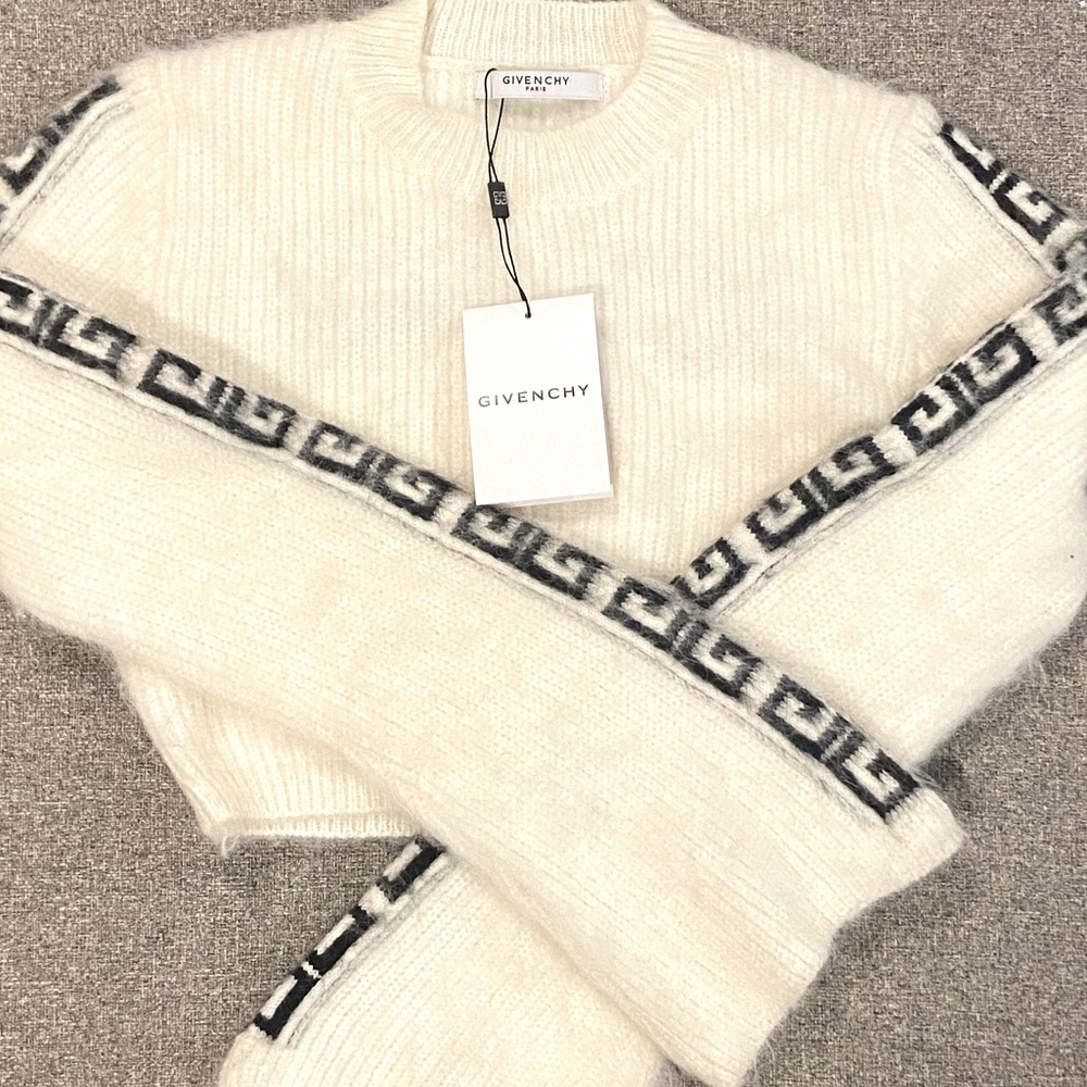 Givenchy cashmere/wool bell-sleeved crop sweater NWT